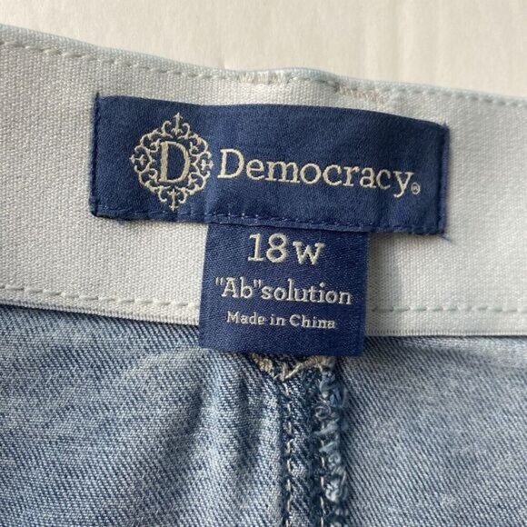 Democracy Plus Ab Solution  Frayed Hem Destructed Denim Mini Skirt Size 18W New - Picture 3 of 15